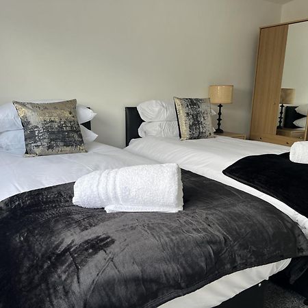 Villa Alexander Road Glenrothes Exterior foto